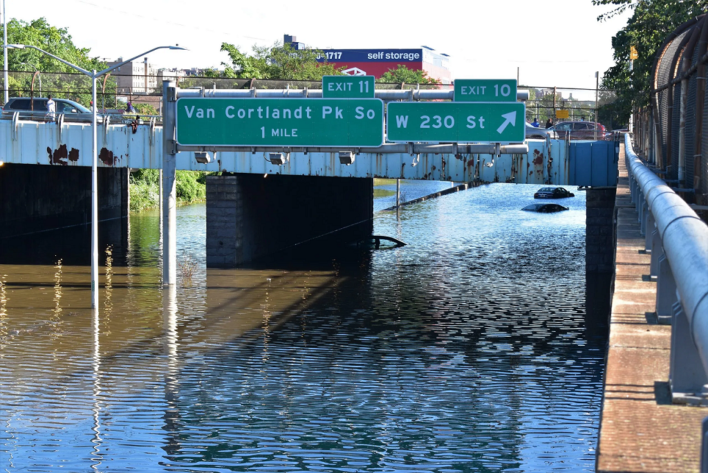Highway flooding in New York City following Tropical Storm Ida in September, 2021. Photo credit: Miriam Quinoñes.